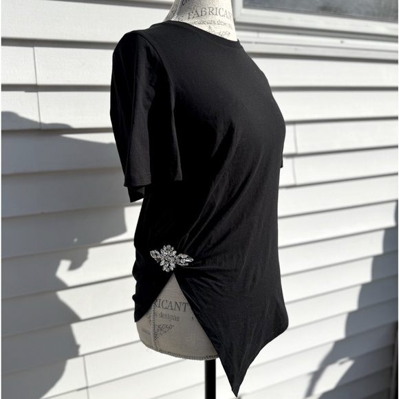 NWT Women’s Express Bejeweled Short-Sleeve Top - Picture 1 of 4